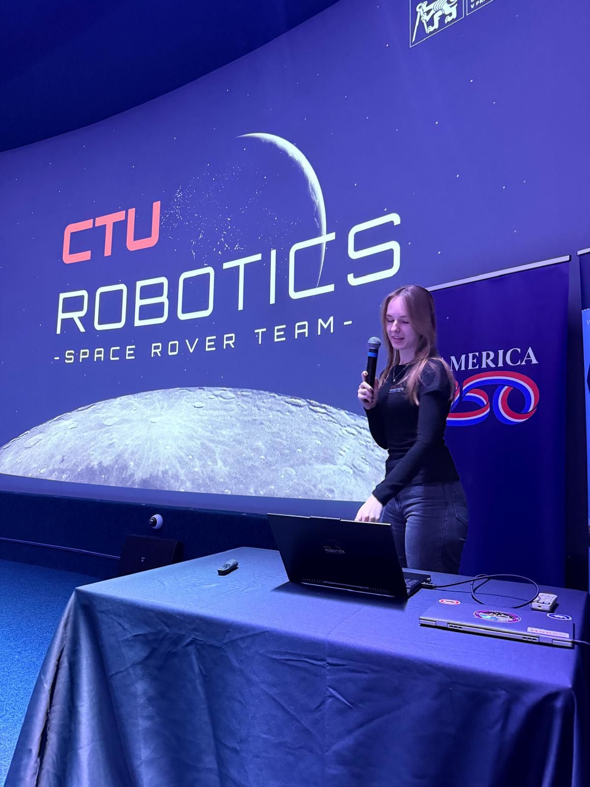 Conference with NASA astronaut Stephen Bowen image 4