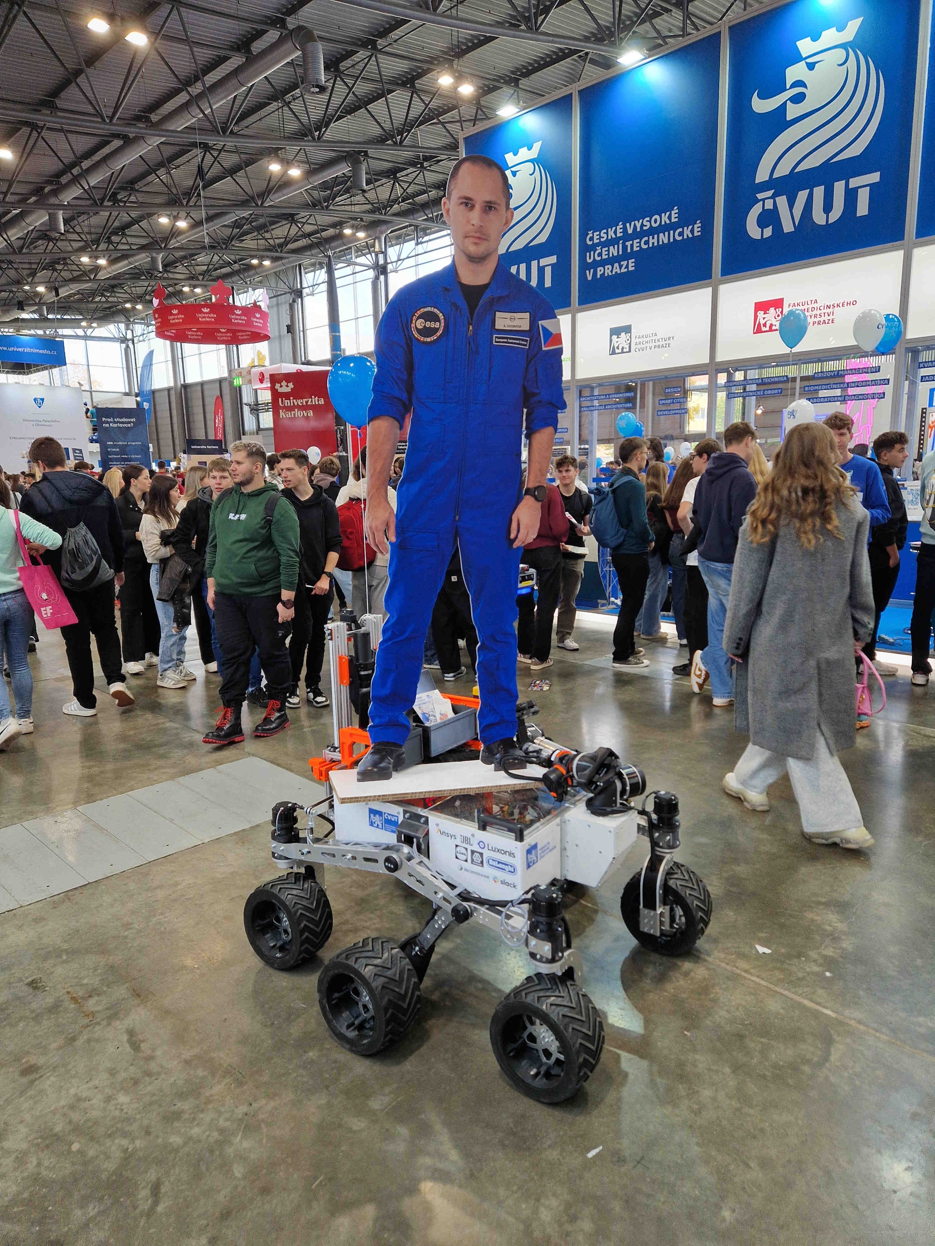 Past Event 1 Photo 3